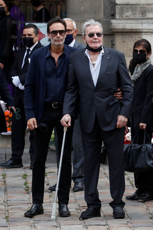 Alain Delon et son fils Anthony Delon aux obsèques de Jean-Paul Belmondo à l