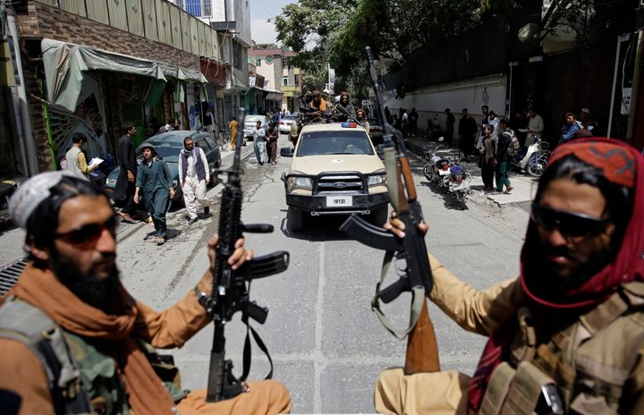 Μαχητές των Ταλιμπάν κάνουν περιπολία στην Καμπούλ (10/9/2021) 