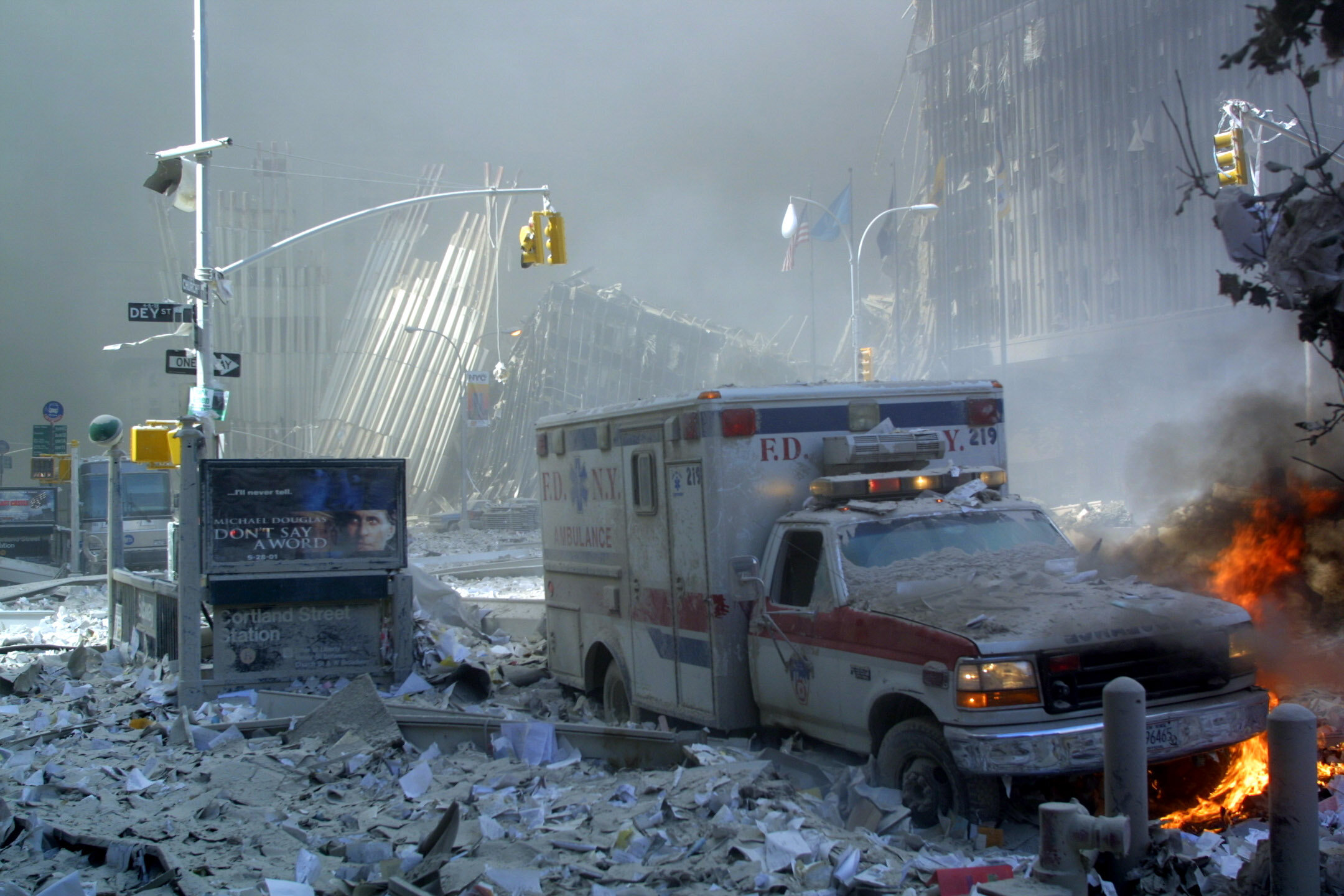 Photos Show The Chaos Heartbreak Of 9 11 Attacks HuffPost Latest News   613b7315410000a6e7838e92 