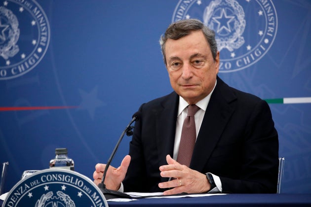 Draghi spinge le riforme del Pnrr. Giustizia: oggi governo chiede fiducia Draghi spinge le riforme del Pnrr. Giustizia: oggi governo chiede fiducia