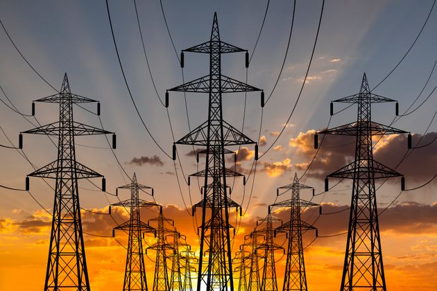 Διευκρινίσεις για τα μέτρα συγκράτησης των τιμών στο ηλεκτρικό ρεύμα- Τα τρία κρίσιμα