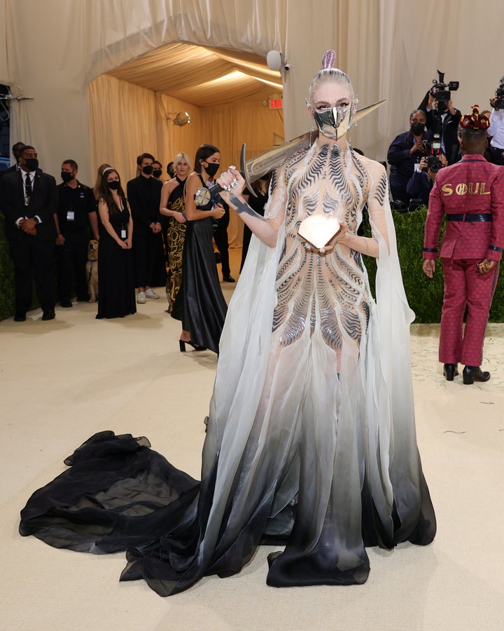 NEW YORK, NEW YORK - SEPTEMBER 13: Grimes attends The 2021 Met Gala Celebrating In America: A Lexicon Of Fashion at Metropolitan Museum of Art on September 13, 2021 in New York City. (Photo by Theo Wargo/Getty Images)