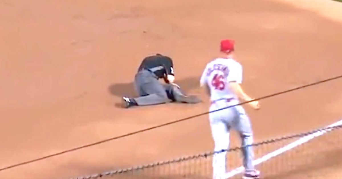 Umpire drilled in face by throw in Mets-Cardinals game