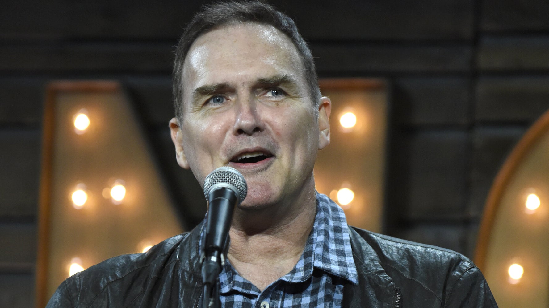 'SNL' Alum Norm Macdonald Dead At 61