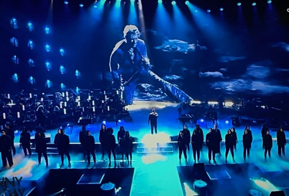 Au Concert Johnny Hallyday Que Je T Aime 10 000 Fans Et Beaucoup D Emotion L Abestit Au Concert Johnny Hallyday Que Je T Aime 10 000 Fans Et Beaucoup D Emotion L Abestit