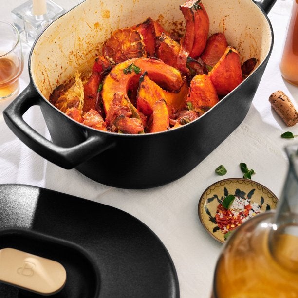 This super affordable Dutch oven gives serious LeCreuset vibes