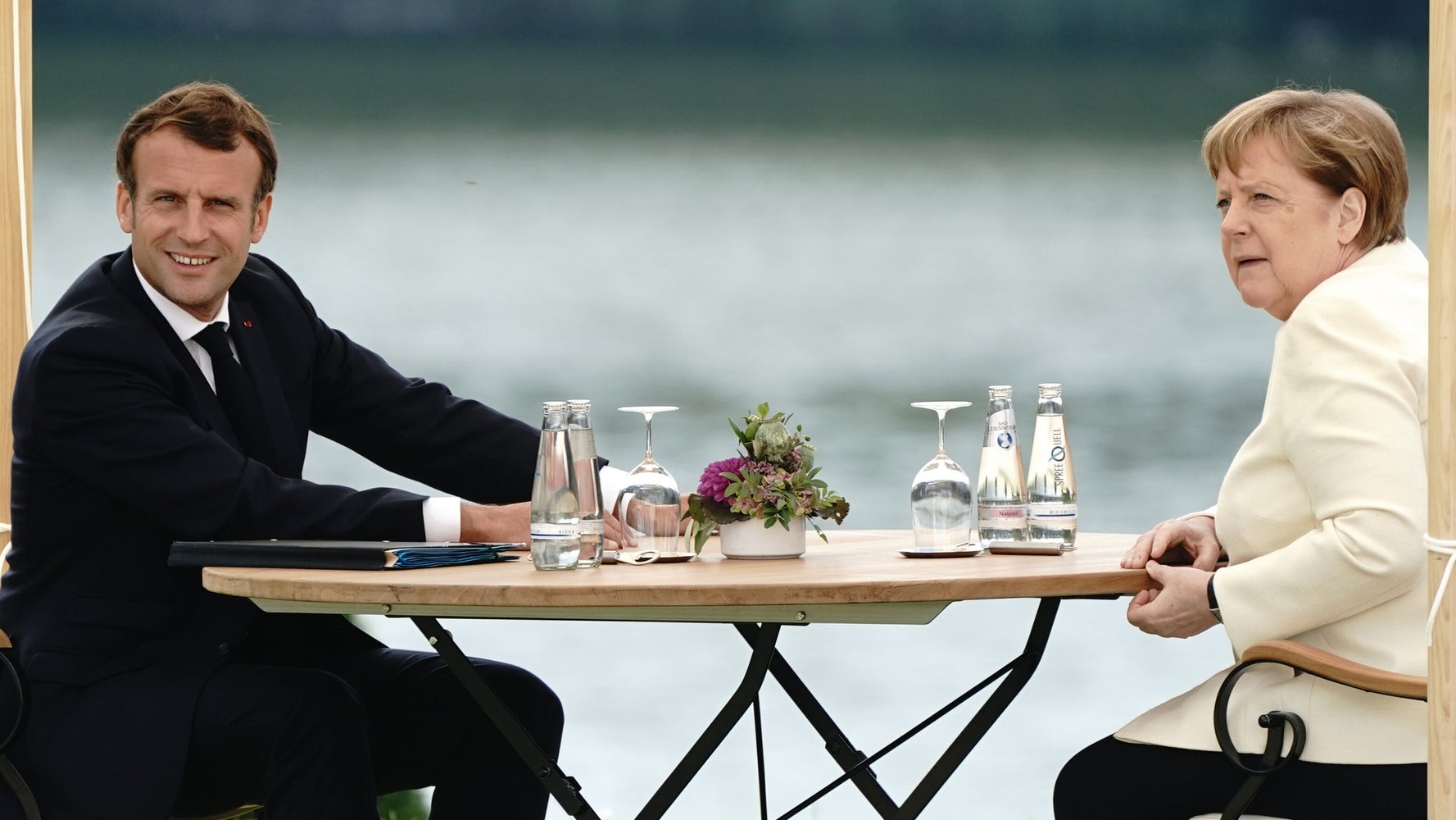 Afghanistan Climat Defense Le Menu Copieux Du Dernier Diner Macron Merkel Le Huffpost