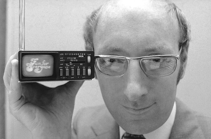 Clive Sinclair, who arguably did more than anyone else to inspire a whole generation of children into a life-long passion for computers and gaming, has died.