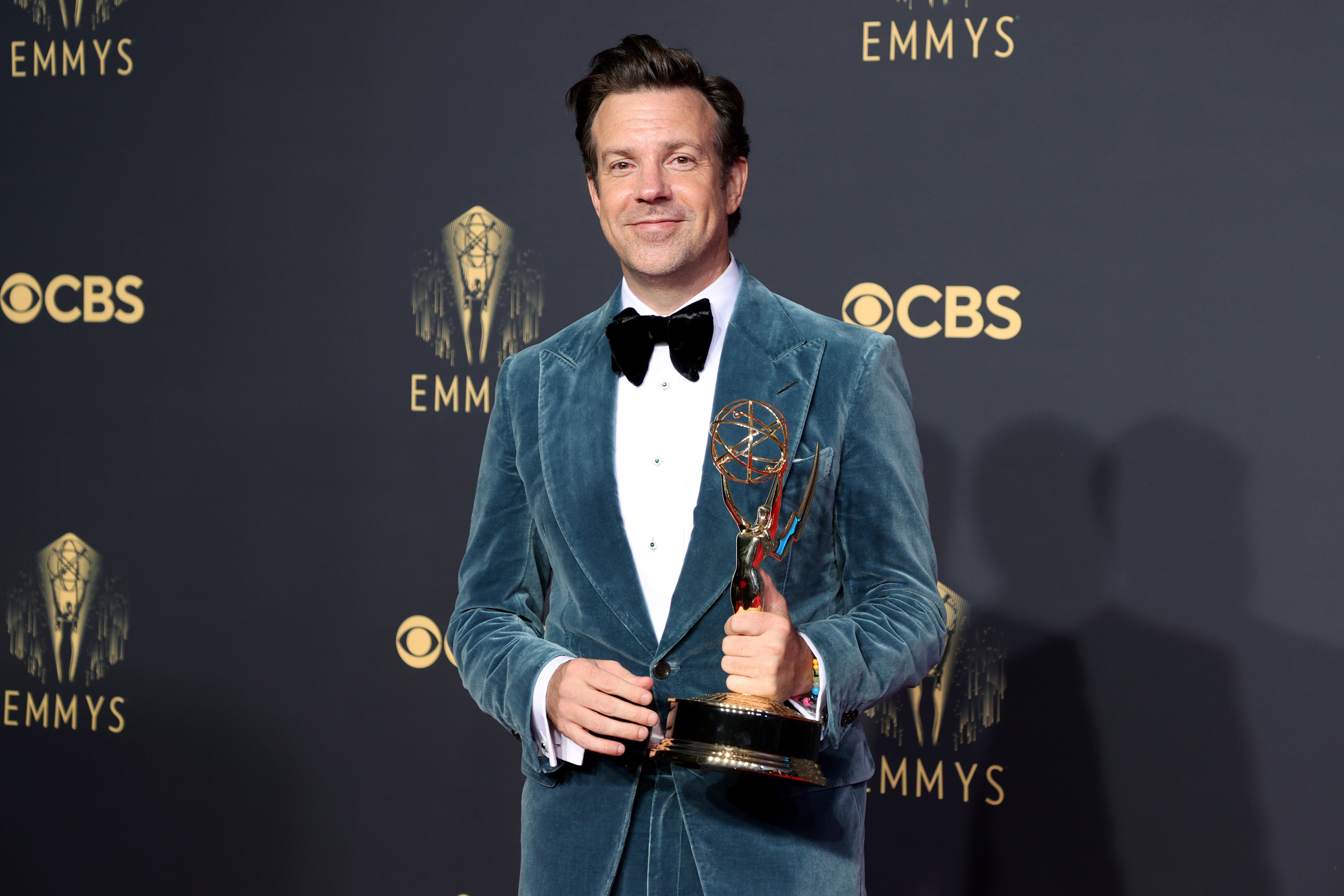Премия эмми за лучшую мужскую роль второго плана в драматическом телесериале
