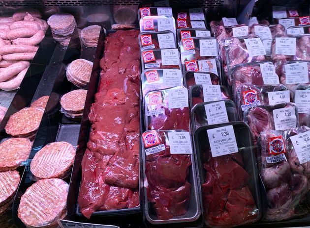 Η Βρετανία κινδυνεύει να ξεμείνει από κρέας λόγω της κρίσης με το διοξείδιο του