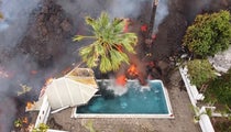 8 Earthquakes Recorded As New Fissure Blows Open On Erupting
Spanish Volcano 4 8 Earthquakes Recorded As New Fissure Blows Open On Erupting
Spanish Volcano 3