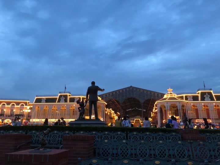 約15年続いた東京ディズニーリゾートの番組 夢の通り道 が今夜最終回 ネットに惜しむ声広がる ハフポスト News 約15年続いた東京ディズニーリゾートの番組 夢の通り道 が今夜最終回 ネットに惜しむ声広がる ハフポスト News