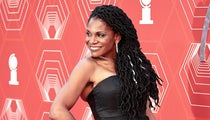 2021 Tony Awards Kick Off With ‘Hairspray’ Reunion, Audra
McDonald And Masked Stars 5 2021 Tony Awards Kick Off With ‘Hairspray’ Reunion, Audra
McDonald And Masked Stars 4