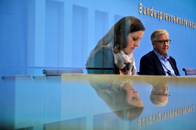 Left-wing party Die Linke co-leaders and top candidates Janine Wissler and Dietmar Bartsch attend a press conference, a day after general elections, in Berlin, Germany September 27, 2021. John Macdougall/Pool via REUTERS