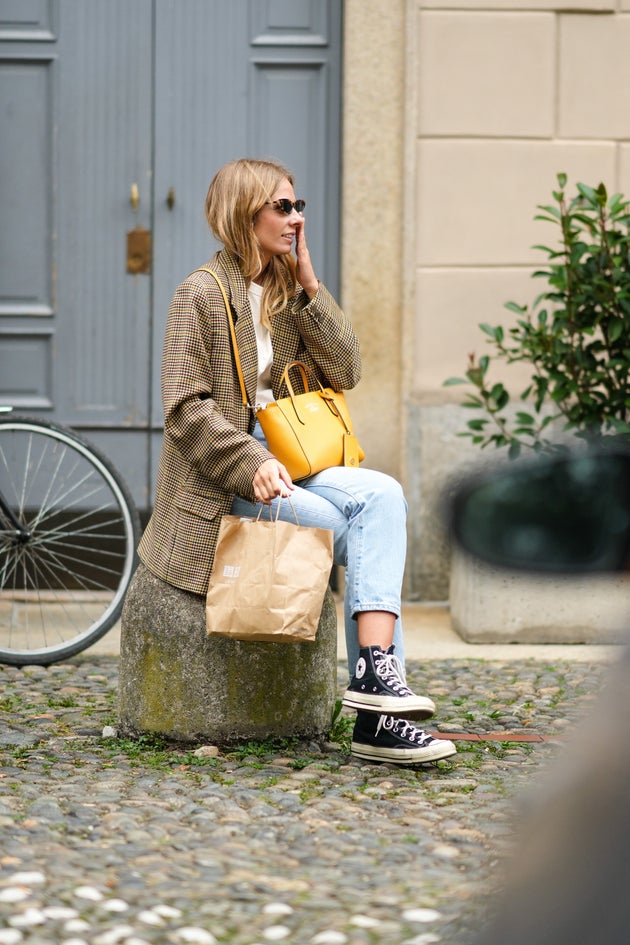 Converse Chuck Taylors με τζιν 