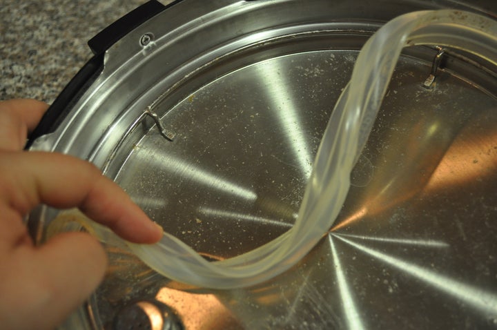 How to Clean Your Smelly Instant Pot Sealing Ring