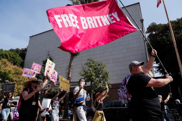 Britney Spears è libera | il padre non è più il suo tutore - Vimarsana News