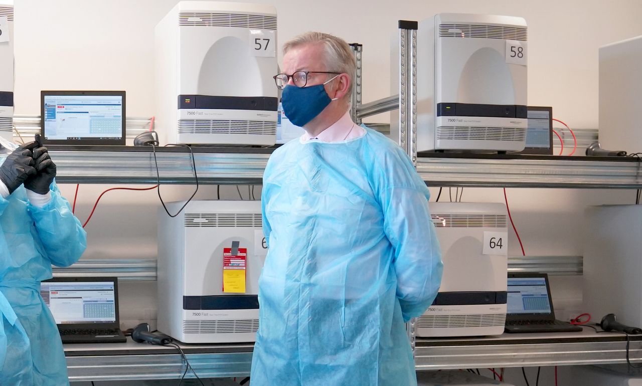 Michael Gove during a visit to the Queen Elizabeth University Hospital Teaching Campus, Glasgow