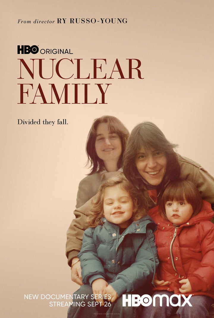 'Familia nuclear' rastrea la devastadora lucha legal de una pareja de lesbianas por su hija 2 'Familia nuclear' rastrea la devastadora lucha legal de una pareja de lesbianas por su hija