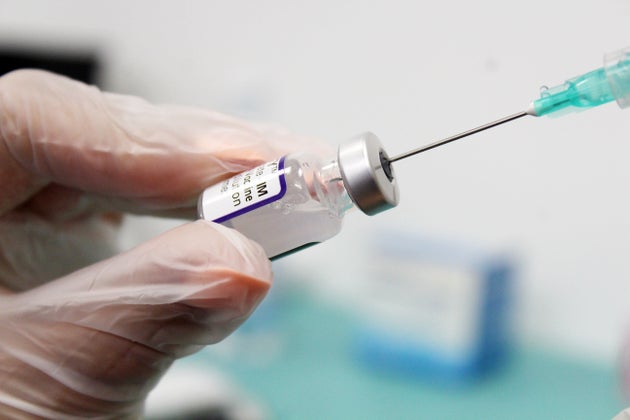 Via Libera Alla Somministrazione Del Vaccino Anti Covid Con L Antinfluenzale L Huffpost