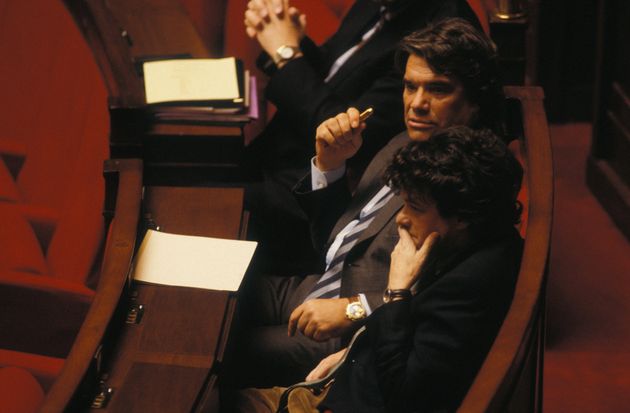 Bernard Tapie, ex-ministre de la Ville, à l'Assemblee Nationale lors du débat sur la ville le 28 avril 1993 à Paris, France. (Photo by William STEVENS/Gamma-Rapho via Getty Images)