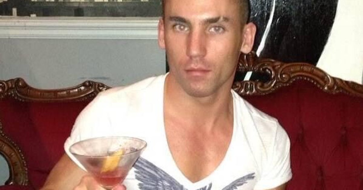 I Was A 'Functional' Alcoholic. Here's What Happened Behind Closed Doors.