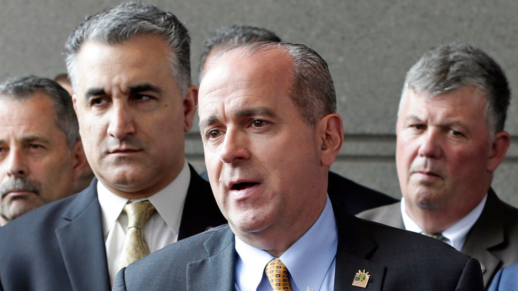 FBI Raids NYPD Union Office And Home Of Its Right-Wing Leader