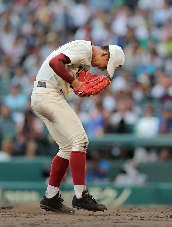 高岡商業時代の山田龍聖投手（2018年夏の甲子園 高岡商業対大阪桐蔭）