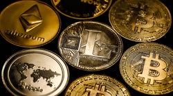 Κρυπτονομίσματα στην Ελλάδα: Πόσοι «miners» υπάρχουν, πώς φορολογούνται, τι εξοπλισμός