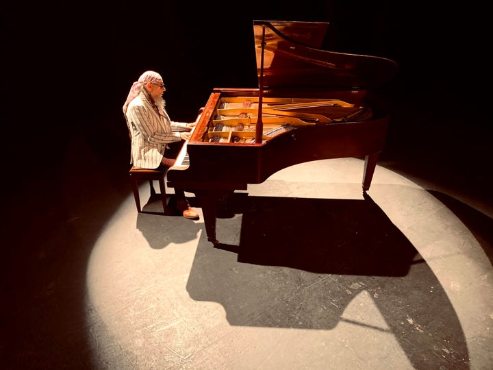 Enrique Villarreal, conocido como 'El Drogas', al piano.