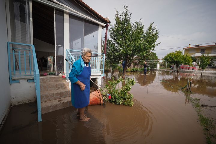 Πλημμύρες και καταστροφές από την έντονη βροχόπτωση στις πυρόπληκτες περιοχές της Β.Εύβοιας, στιγμιότυπα από το Αχλάδι, Κυριακή 10 Οκτωβρίου 2021 (ΘΟΔΩΡΗΣ ΝΙΚΟΛΑΟΥ/ EUROKINISSI)