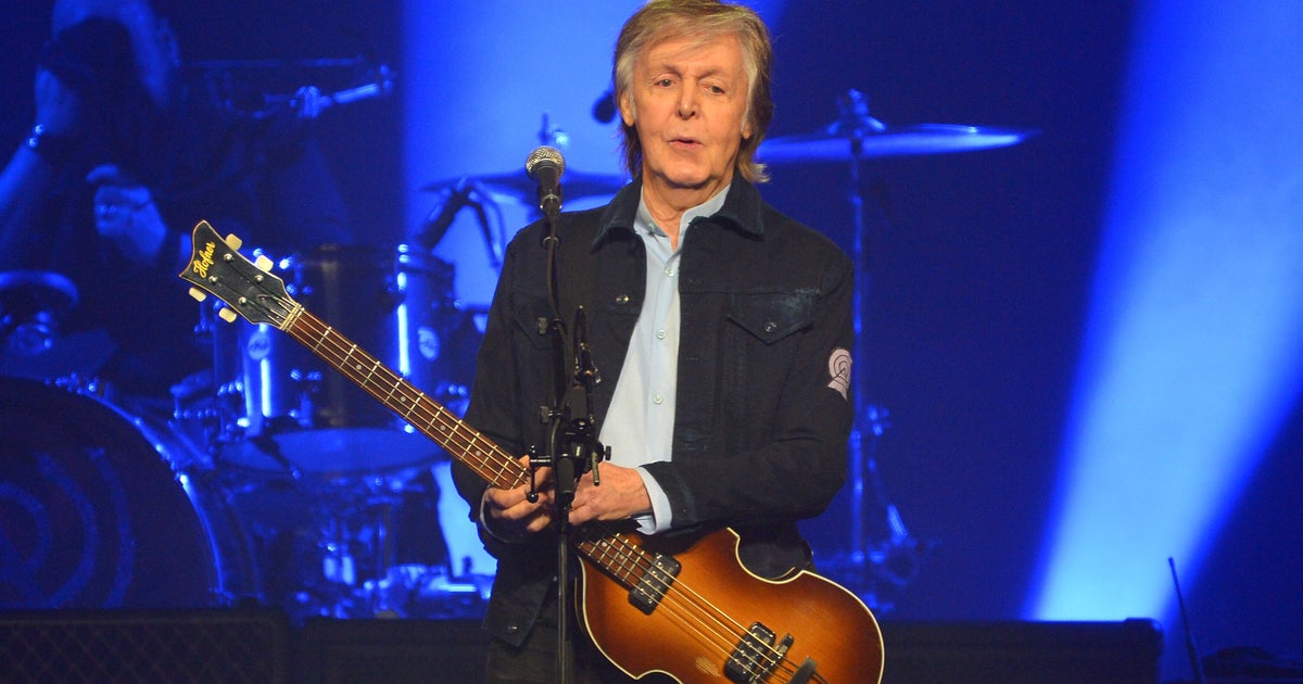 Paul McCartney Sets The Record Straight About The Beatles Split After