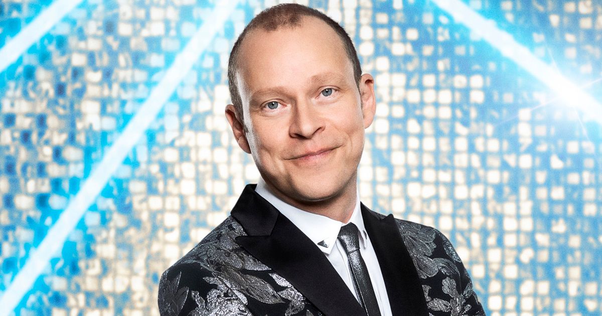 Robert Webb Leaves Strictly Come Dancing For Health Reasons | HuffPost ...