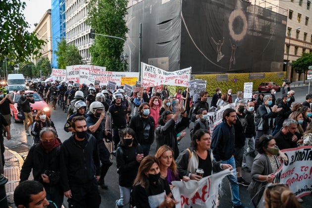 Πανεκπαιδευτικό συλλαλητήριο από την ΟΛΜΕ, την ΔΟΕ και την ΟΙΕΛΕ, μαθητές και φοιτητές στα Προπύλαια και πορεία στην βουλή, Τετάρτη 6 Οκτωβρίου 2021 (ΜΙΧΑΛΗΣ ΚΑΡΑΓΙΑΝΝΗΣ/EUROKINISSI)