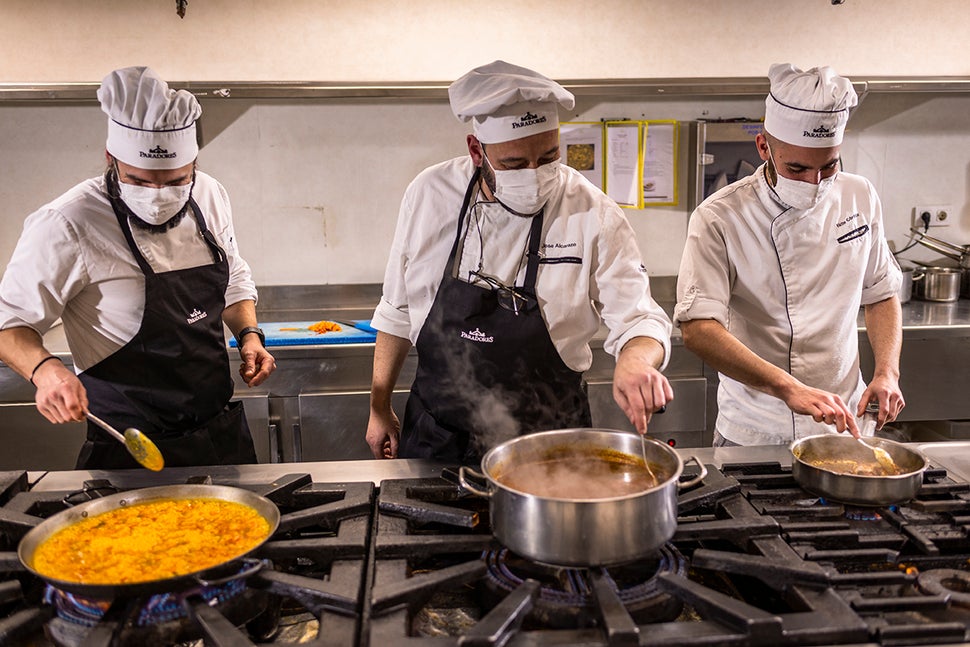 La propuesta gastronómica del Parador de El Saler gira en torno al producto de La Albufera.