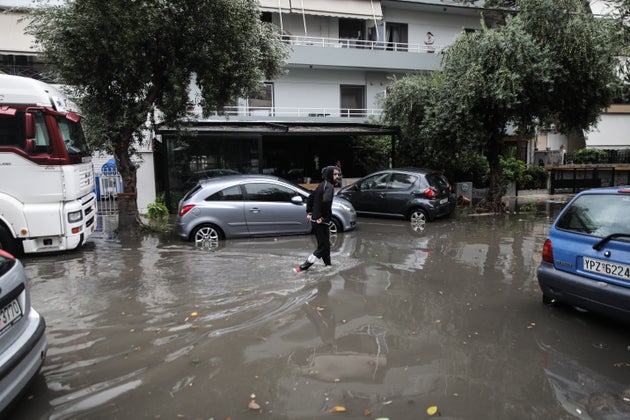 Εικόνες από την σημερινή κακοκαιρία στην Αττική