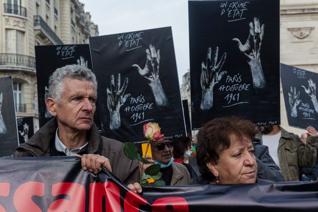 Manifestación conmemorando la matanza de argelinos hace 60 años en París, el 17...