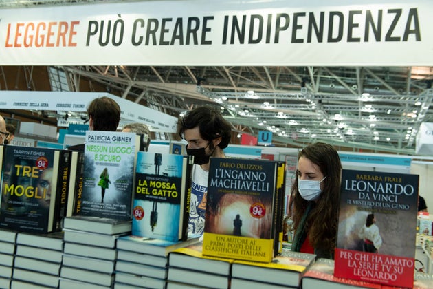 Il successo del Salone del Libro e il nuovo ruolo di librerie e biblioteche Il successo del Salone del Libro e il nuovo ruolo di librerie e biblioteche