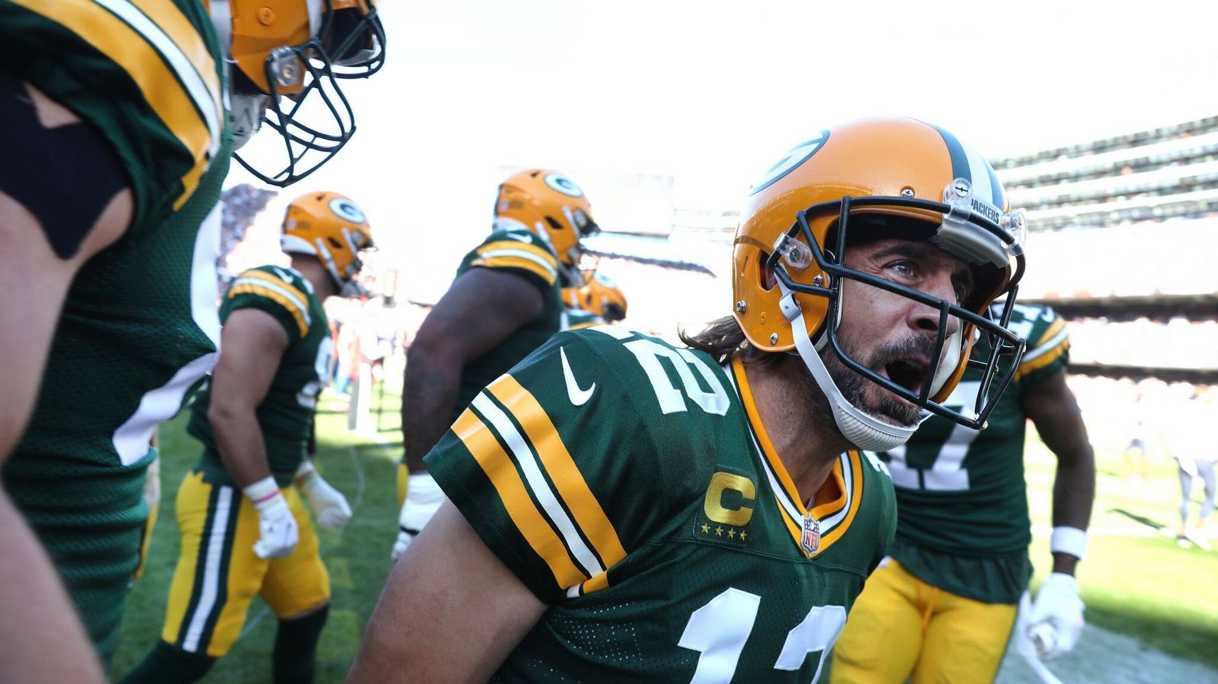 Bears social media reacts to Aaron Rodgers news