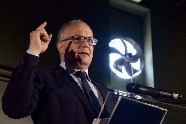 Gualtieri: Tor Bella Monaca, positiva tendenza contro illegalità Gualtieri: Tor Bella Monaca, positiva tendenza contro illegalità