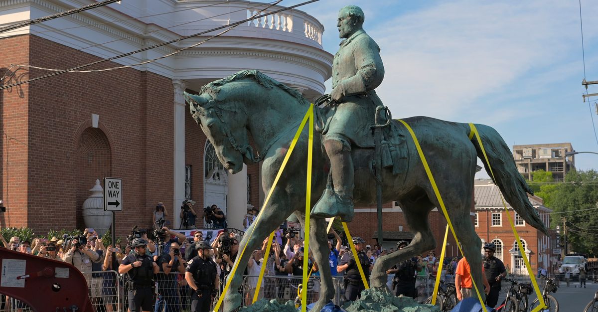 Black Heritage Center Submits Proposal To Melt Charlottesville’s Robert E. Lee Statue