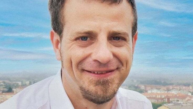 E M5s vince solo a Pinerolo E M5s vince solo a Pinerolo