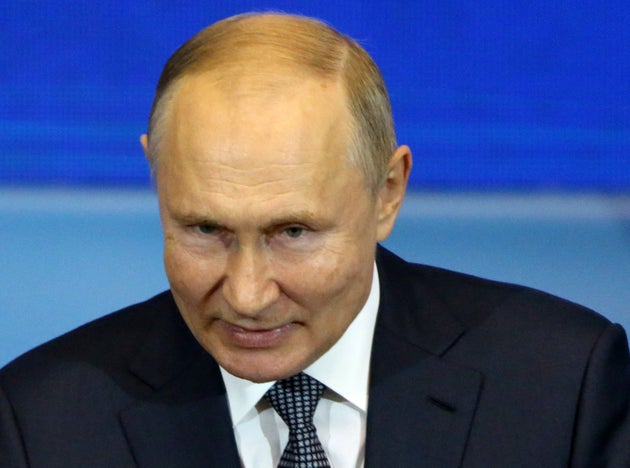 Draghi parla con Putin. Il russo sarà al G20 (ma a Roma) Draghi parla con Putin. Il russo sarà al G20 (ma a Roma)