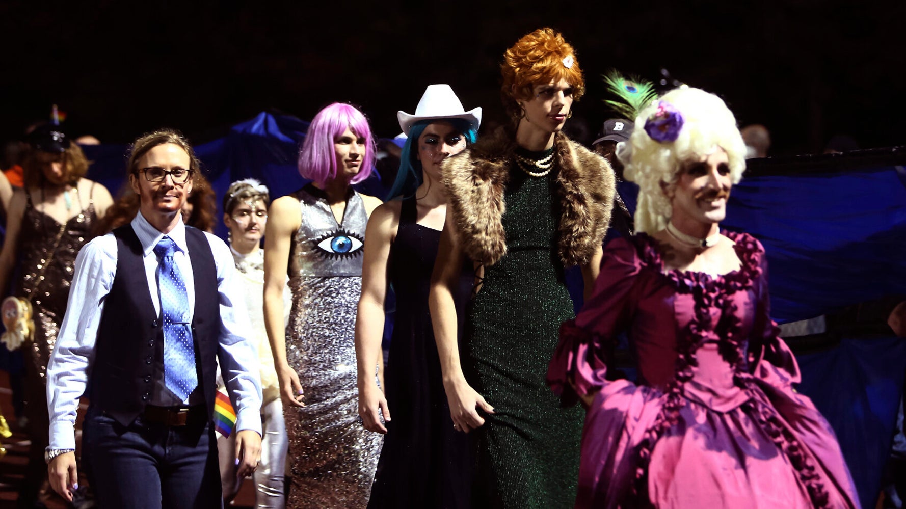 Vermont High School Stages Drag Ball For Homecoming Game's Halftime Show - Vimarsana News