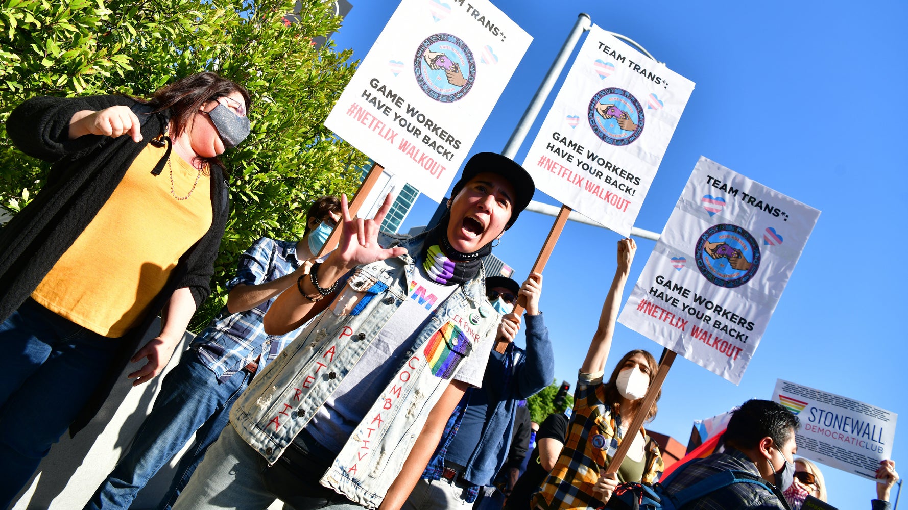 Netflix Employees Walk Out, Rally With Supporters For Trans Community - Vimarsana News