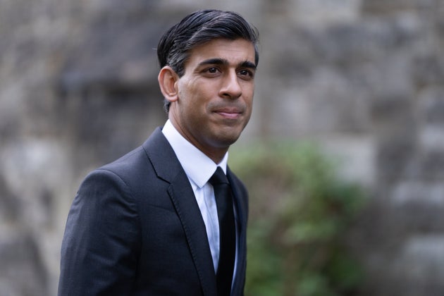 Rishi Sunak Rejects Calls To 'Immediately' Introduce Covid Plan B