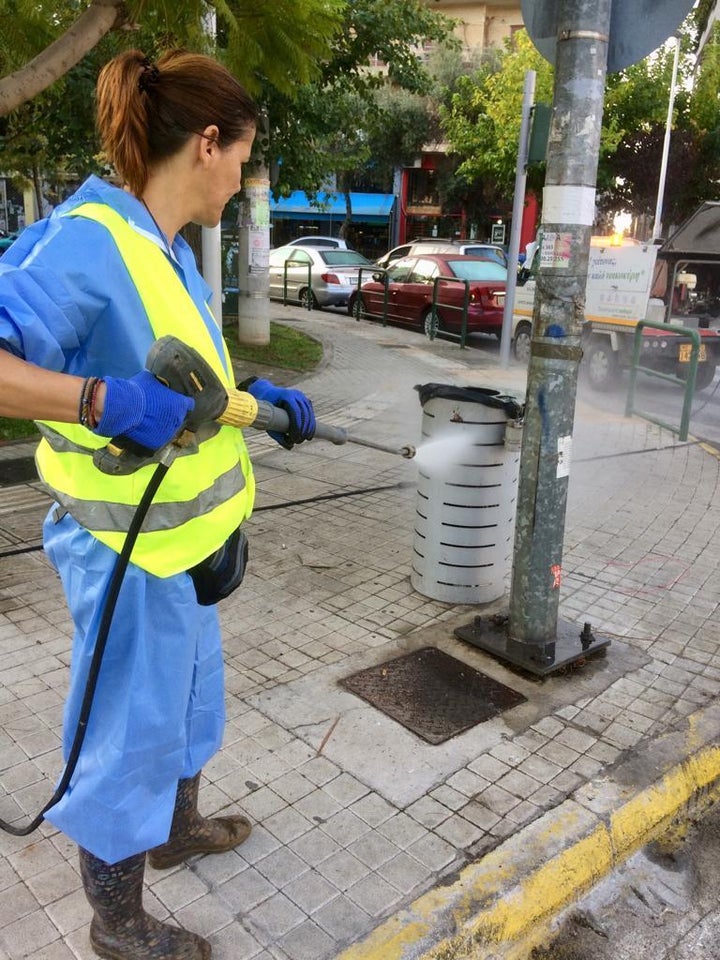 Επιχείρηση καθαριότητας-απολύμανσης στον Νέο Κόσμο