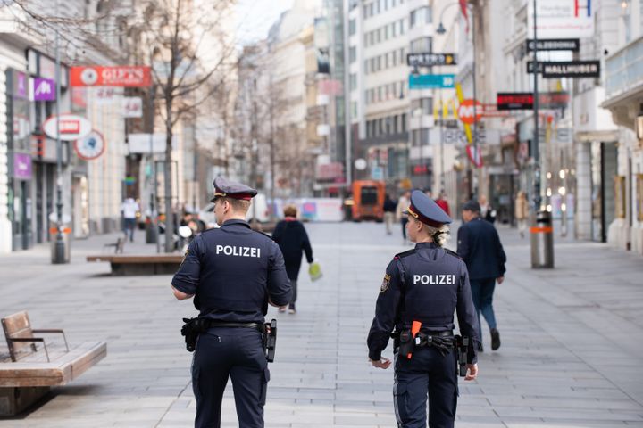 Αυστρία: Τέσσερις τραυματίες σε επίθεση με μαχαίρι στη Βιέννη