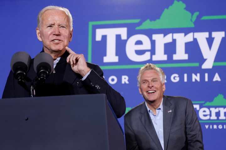 U. S. President Joe Biden campaigns for Democratic candidate for governor of Virginia Terry McAuliffe at a rally in Arlington, Virginia, on Oct. 26, 2021. 