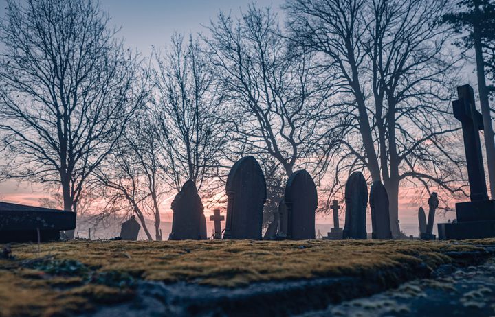 There are technical differences between graveyards and cemeteries.